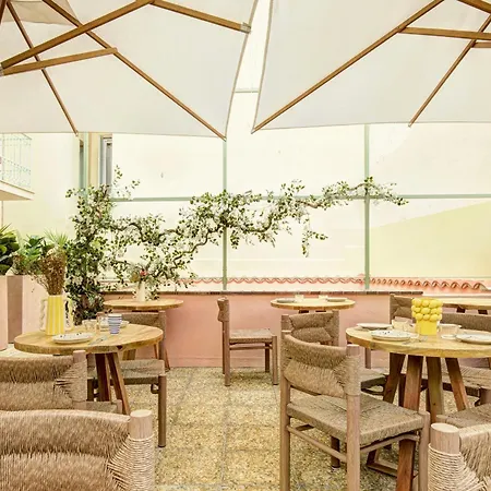 Narev's Hotel